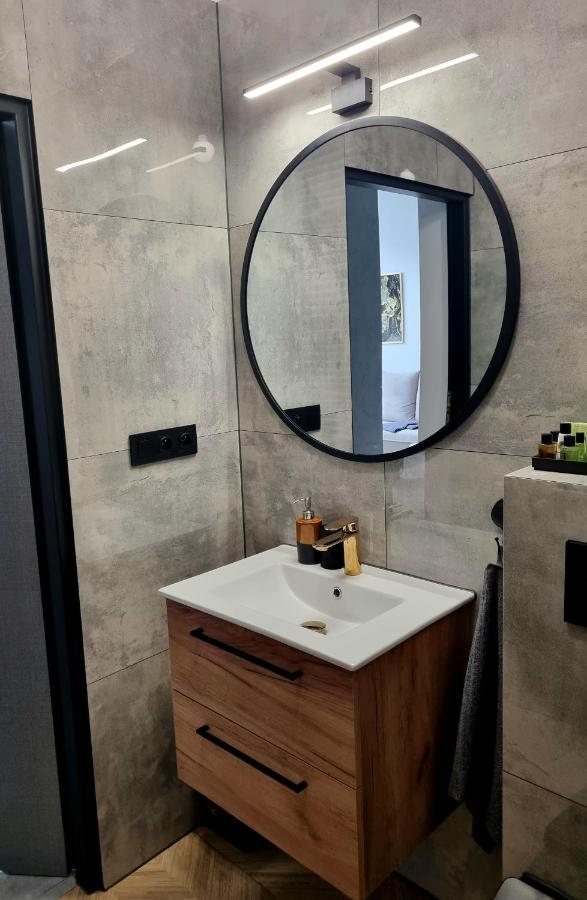 Apartament Miodowa Street Parking Free Krakow Luaran gambar